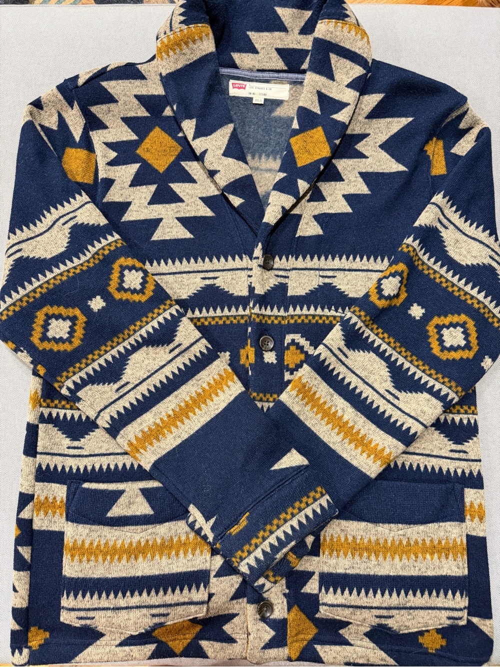 Men’s Southwestern print sweater with buttons